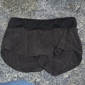 Lululemon speed up low rise lined short 2.5”
